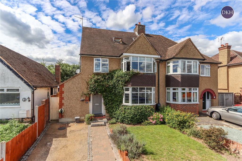 Croxley Green, Rickmansworth WD3 5 bed semidetached house for sale £