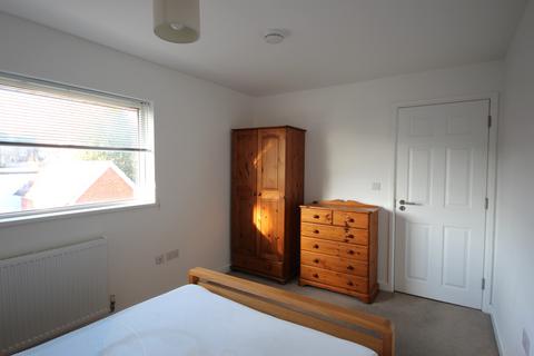 1 bedroom in a house share to rent - Dolbery Road North, Poole,