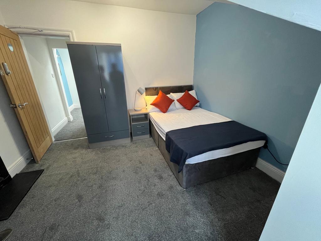 Cavendish Road, Aylestone, Leicester LE2 1 bed in a house share to rent £550 pcm (£127 pw)