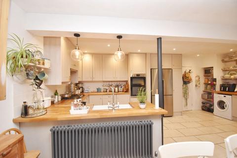 18 Teversham Road, Fulbourn, Cambridge, CB21 5EB