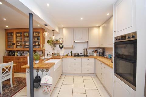 18 Teversham Road, Fulbourn, Cambridge, CB21 5EB