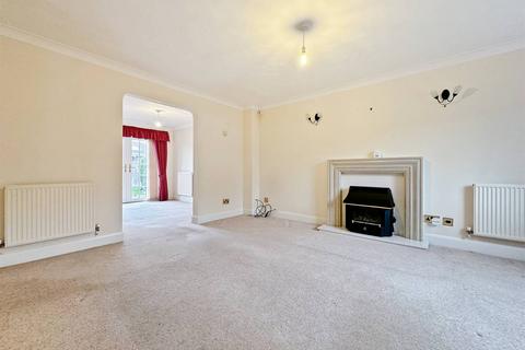 4 bedroom detached house for sale, Freshwater Close, Hampton, Herne Bay