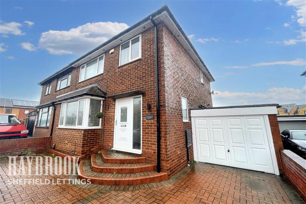 Highthorn Road, Kilnhurst, S64 3 bed semidetached house to rent £950 pcm (£219 pw)