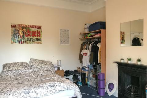 6 bedroom flat to rent - Cumberland Road, Leeds LS6