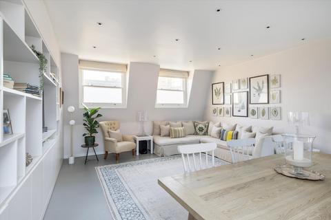 3 bedroom flat for sale, Edith Grove, Chelsea, London, SW10.