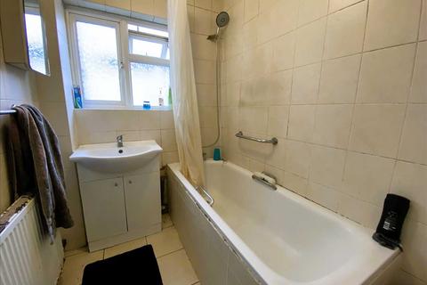 3 bedroom end of terrace house for sale, Empress Road, Gravesend