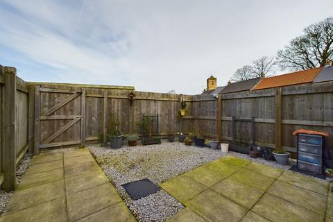 2 bedroom end of terrace house for sale - South Street, Middleton-On-The-Wolds, YO25 9ZH