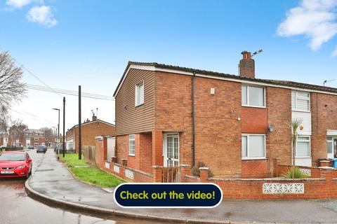 3 bedroom end of terrace house for sale, Cladshaw, Hull, HU6 9DD