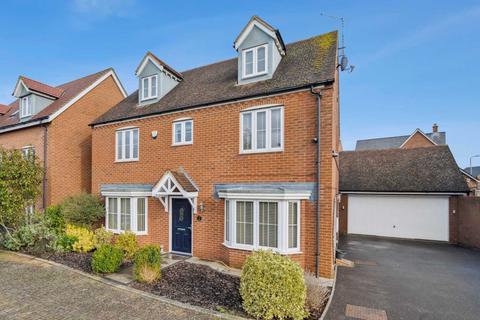 5 bedroom detached house for sale, Harlech Road, Pitstone