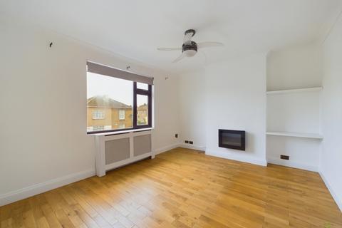2 bedroom flat for sale, Upper Wickham Lane, Welling, Kent, DA16