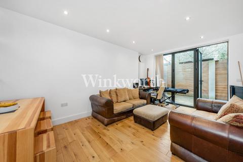 2 bedroom semi-detached house for sale, Chalgrove Road, London, N17