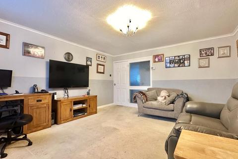 2 bedroom terraced bungalow for sale, Bredon Avenue, Coventry, CV3 2AA
