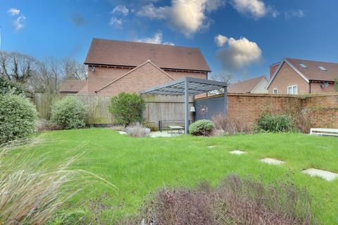 4 bedroom detached house for sale, Redshank Crescent, Chineham, Basingstoke, Hampshire, RG24