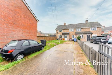 5 bedroom semi-detached house for sale - Redfern Close, Norwich, NR7