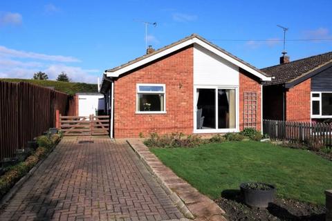 2 bedroom detached bungalow for sale - Swan Lane, Westerfield