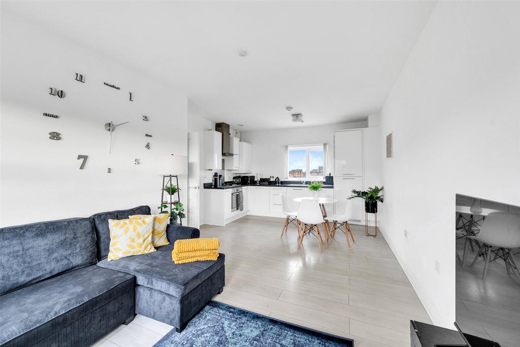 Lounge / Kitchen / D