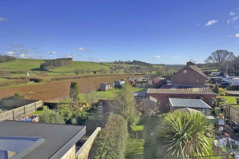 2 Belle Vue Terrace, Kennford, Exeter, EX6 7UA
