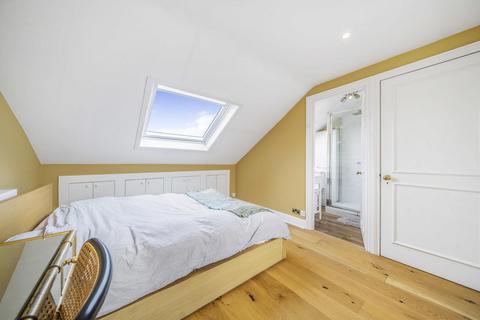 2 bedroom flat for sale, Broughton Road, Fulham