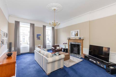 1 bedroom apartment to rent, Albany Street, Edinburgh