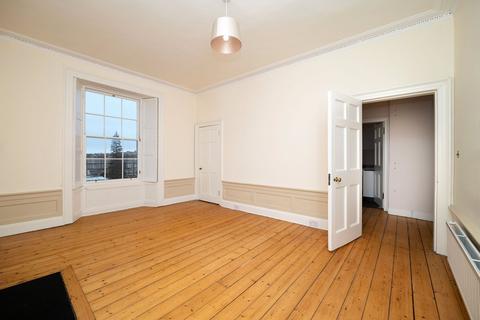 3 bedroom apartment to rent - Dublin Street, Edinburgh