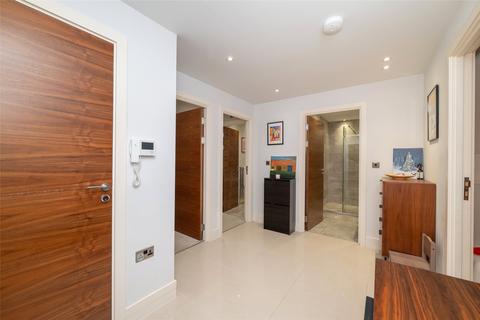 Flat 1, 3 Mcewan Square, Edinburgh, EH3 8EL