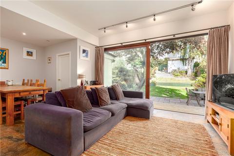 101 Craigleith Road, Edinburgh, EH4 2EH
