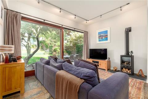 101 Craigleith Road, Edinburgh, EH4 2EH