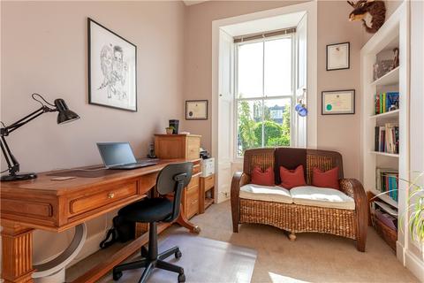 101 Craigleith Road, Edinburgh, EH4 2EH
