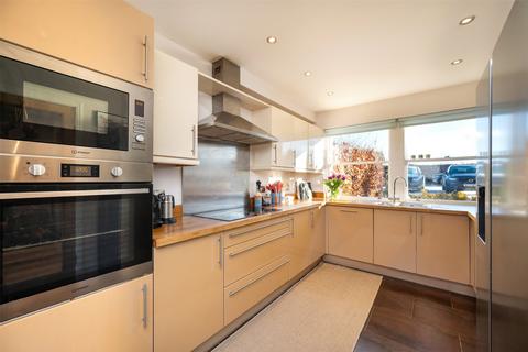 215 Main Street, Pathhead, EH37 5SQ
