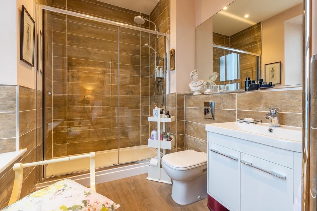 Bedroom 1 En Suite