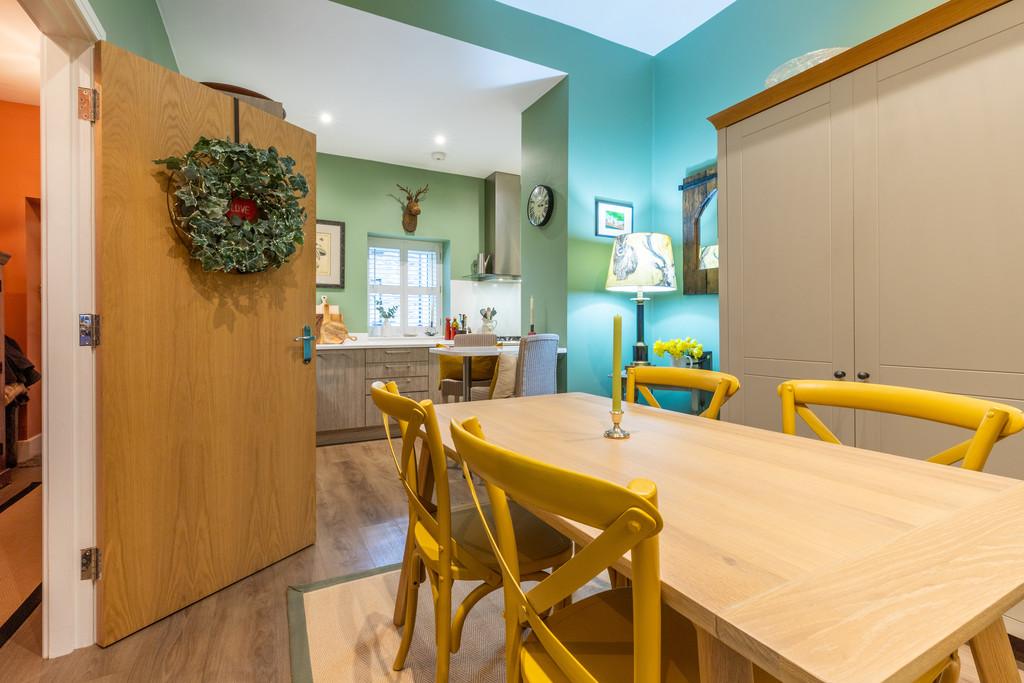 Dining Kitchen