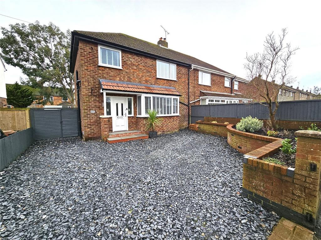 Fishers Lane, Pensby, Wirral, CH61 3 bed semidetached house for sale £280,000
