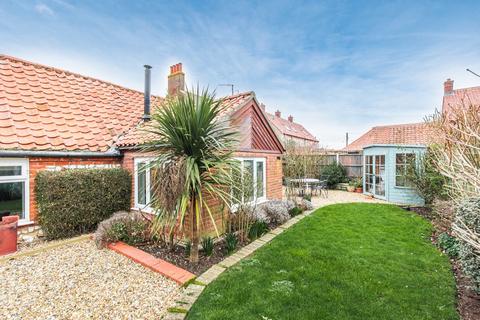 3 bedroom detached bungalow for sale, Thornham