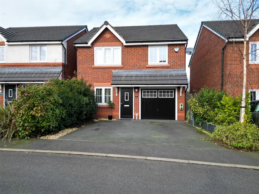 Canalside Way, Middlewich 3 bed detached house for sale £300,000