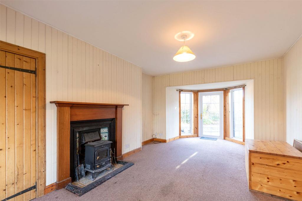 24 Mercat Green, Kinrossie, Perth, PH2 4 bed detached bungalow for sale