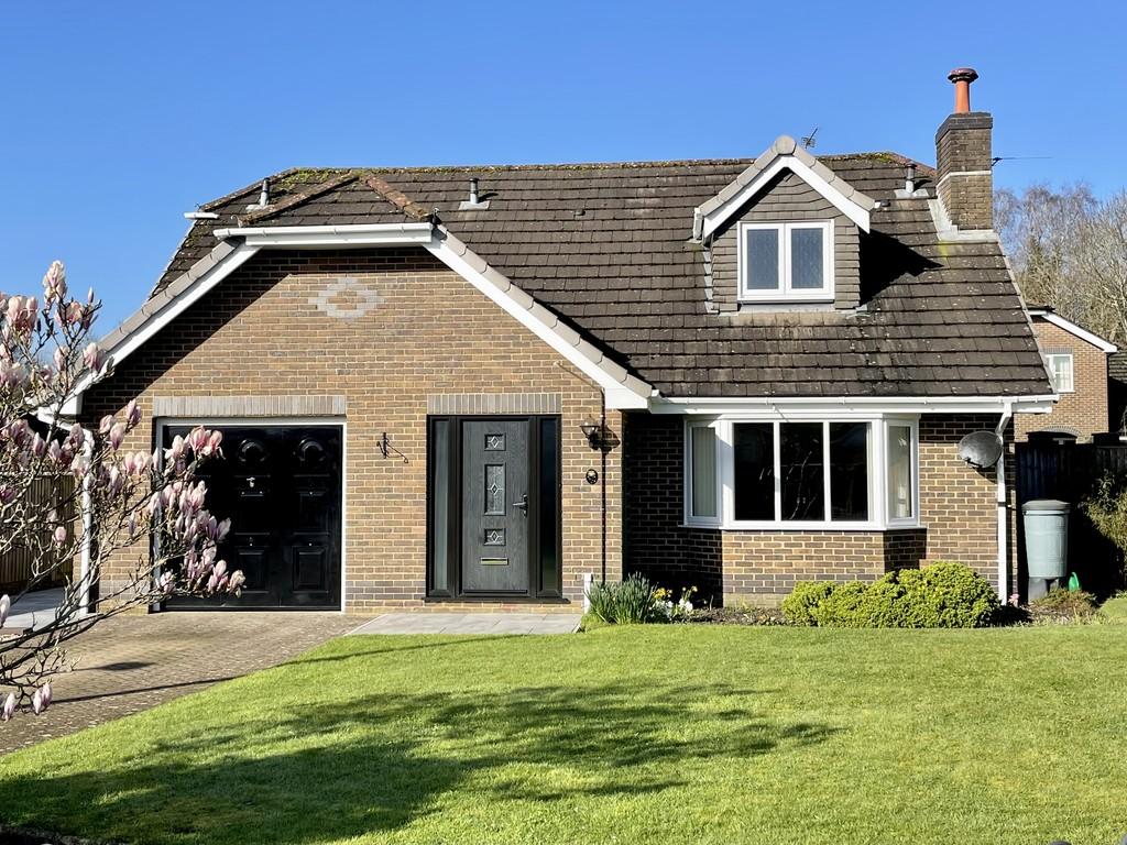 Northbrook Road, Broadstone 3 bed detached house for sale £599,950