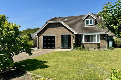 3 bedroom detached house for sale, Northbrook Road, Broadstone