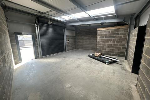 Industrial unit to rent, Unit 2 Willow Way Ind Est, Greencroft Industrial Estate,