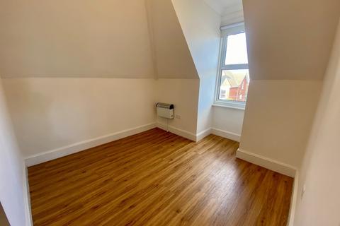 2 bedroom apartment to rent - Craneswater Avenue, Southsea