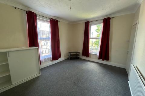 1 bedroom flat to rent, Hayle Road, Maidstone ME15
