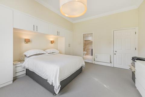 2 bedroom flat for sale - Salisbury House, 3 Drummond Gate, London