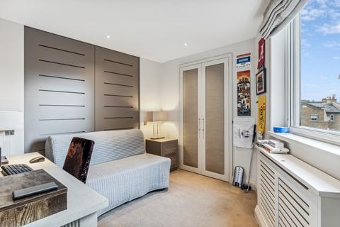 2 bedroom flat to rent, Crown Reach, 145 Grosvenor Road, London, SW1V