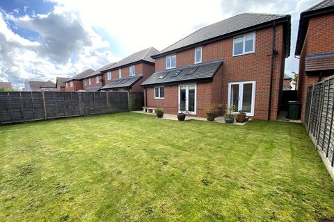 4 bedroom detached house for sale, Farmers Way, Hugglescote