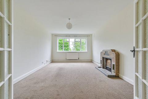 3 bedroom flat to rent, Raymond Road, Wimbledon, London, SW19