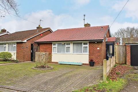 2 bedroom detached bungalow for sale - Tipton Road, SEDGLEY, DY3 1HB