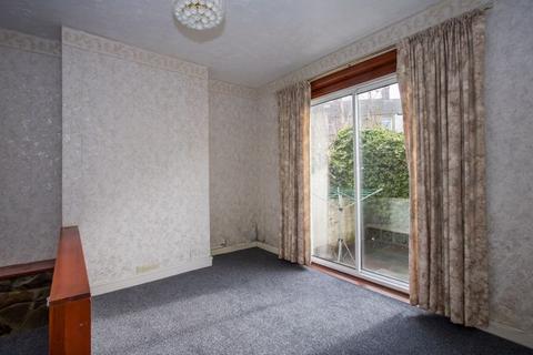 3 bedroom semi-detached house for sale - Coleridge Avenue, Penarth