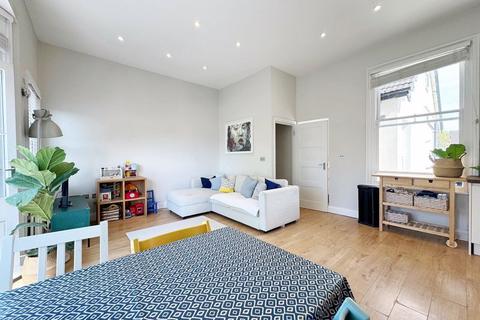 2 bedroom apartment for sale, Stanford Avenue, Brighton