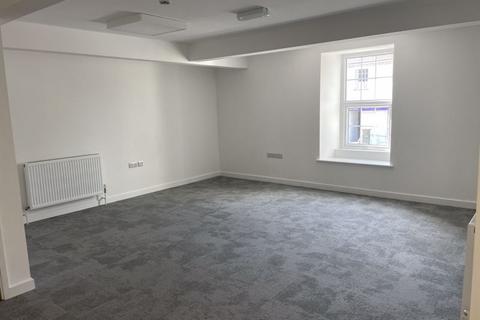 Office to rent, First Floor Office Suite, 85-87 Eastgate, Cowbridge, Vale of Glamorgan, CF71 7AA