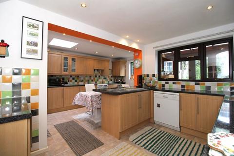 4 bedroom detached house for sale, Mallard Close, Pelsall, WS3 5BZ