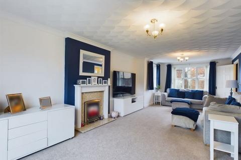 13 Grange Drive, Tattershall, Lincoln, LN4 4GJ